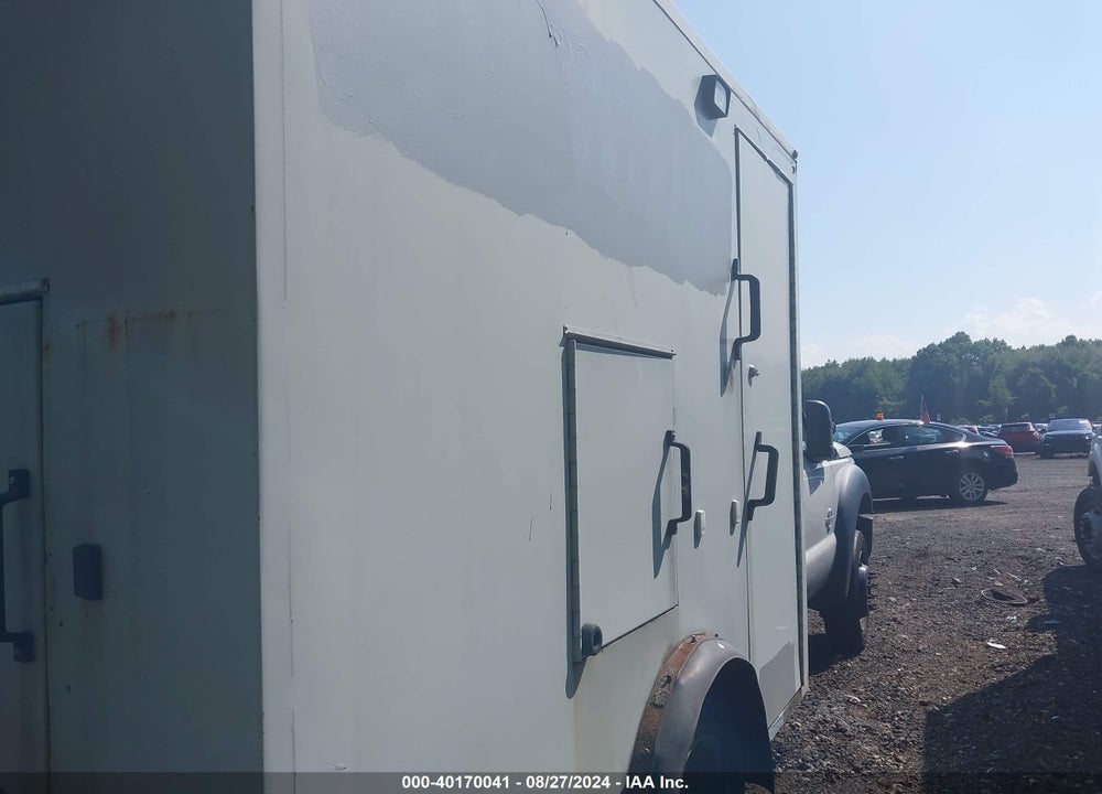 2016 FORD F-550 CHASSIS XL VIN: 1FDAF5GT8GEB98187