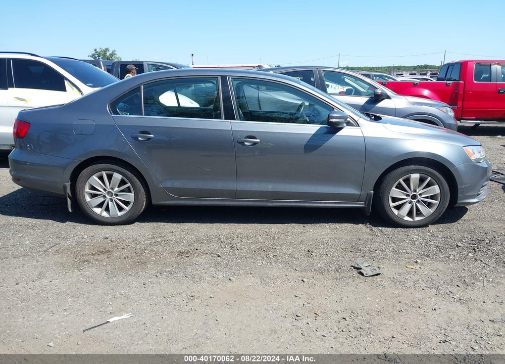 2015 VOLKSWAGEN JETTA 1.8T SE VIN: 3VWD17AJ3FM339739
