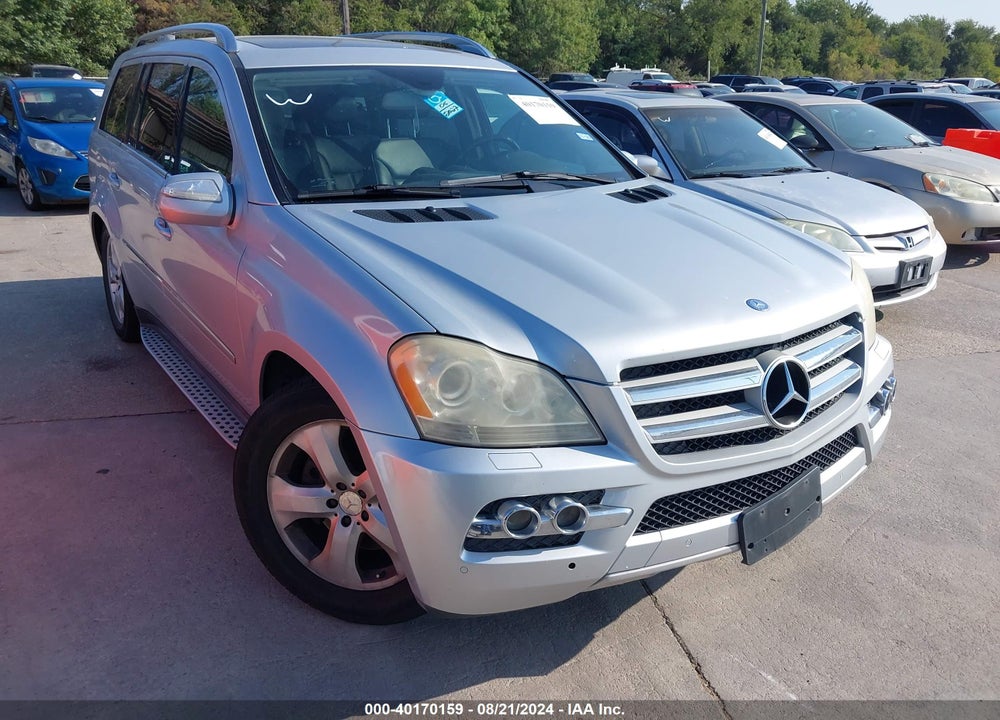 2010 MERCEDES-BENZ GL 450 4MATIC VIN: 4JGBF7BEXAA537233