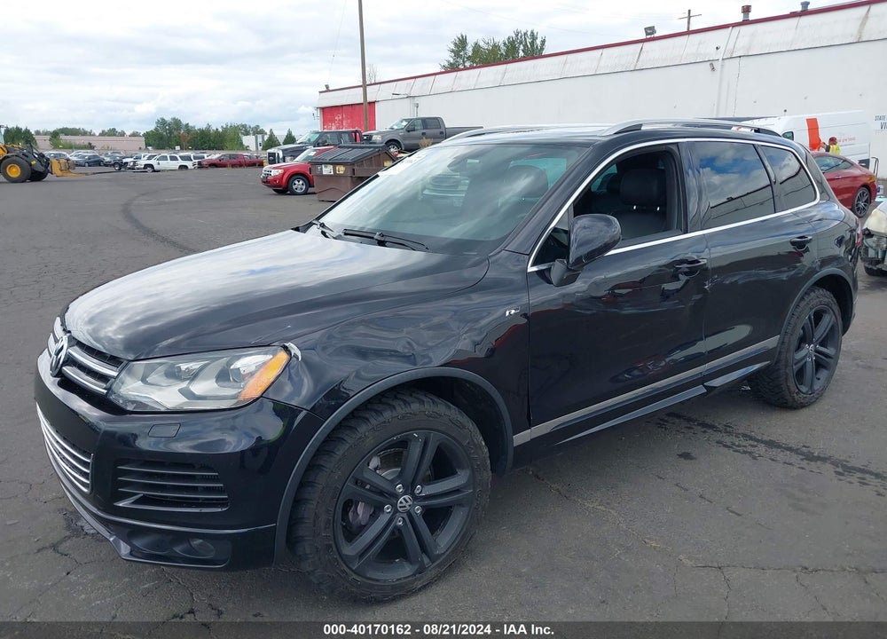 2014 VOLKSWAGEN TOUAREG TDI R-LINE VIN: WVGDP9BP9ED001400