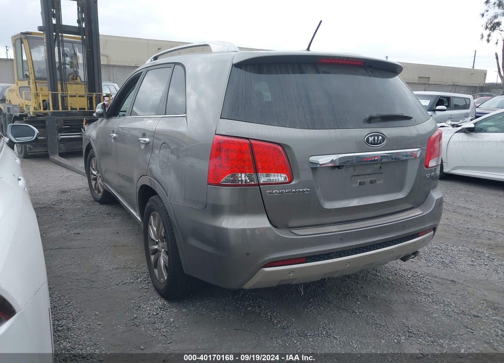 2013 KIA SORENTO SX VIN: 5XYKW4A2XDG330923