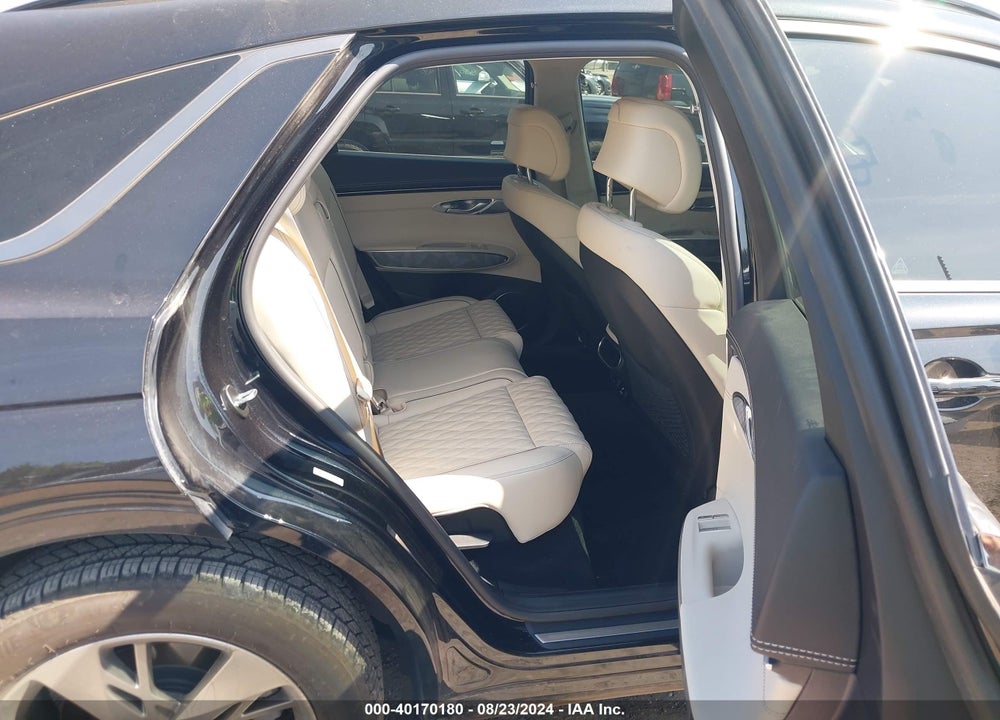 2022 GENESIS GV70 3.5T AWD SPORT VIN: KMUMCDTC4NU039757