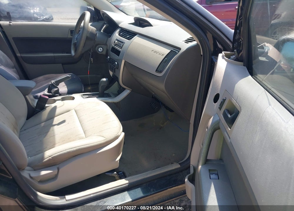 2010 FORD FOCUS SE VIN: 1FAHP3FNXAW293770
