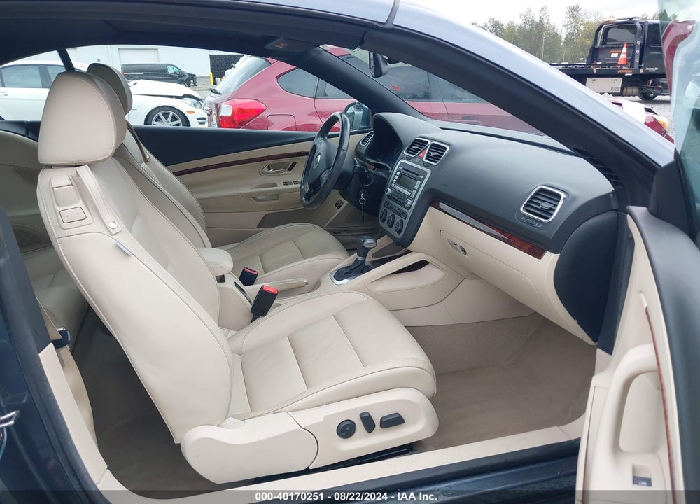 2008 VOLKSWAGEN EOS LUX VIN: WVWFA71F78V013006