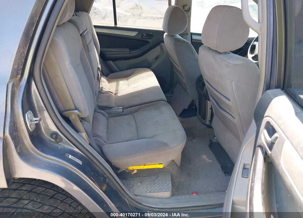 2005 TOYOTA 4RUNNER SR5 V6 VIN: JTEBU14R850076595
