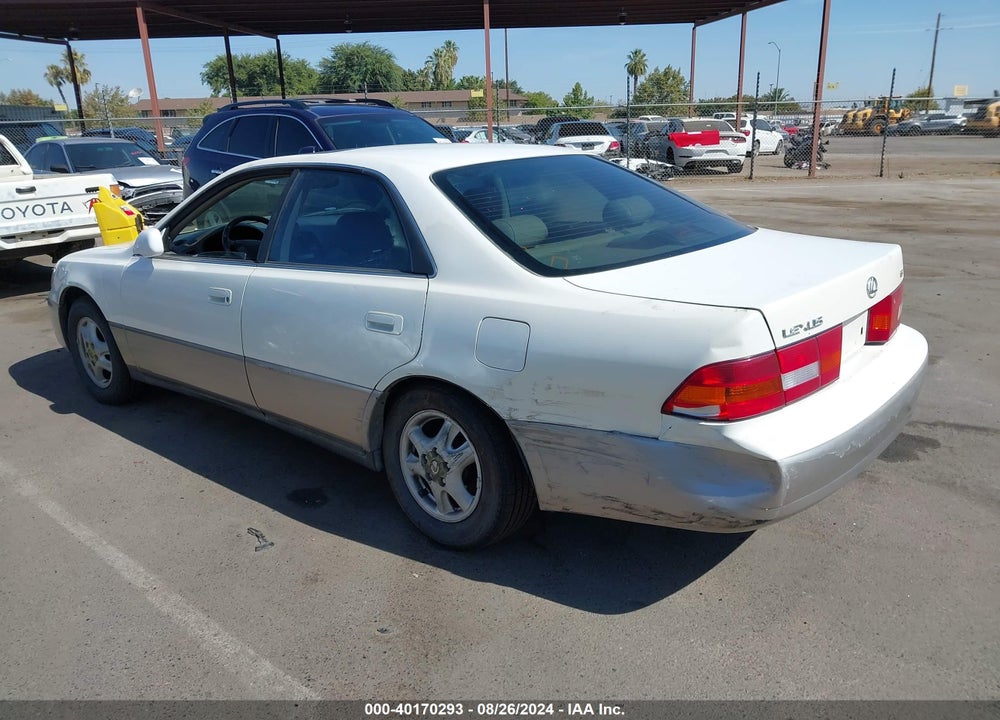 1997 LEXUS ES 300 VIN: JT8BF22G5V0033997