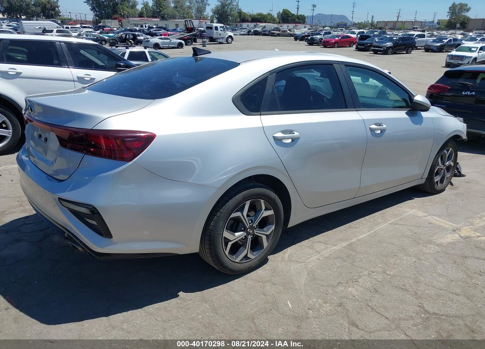 2019 KIA FORTE LXS VIN: 3KPF24AD6KE065796