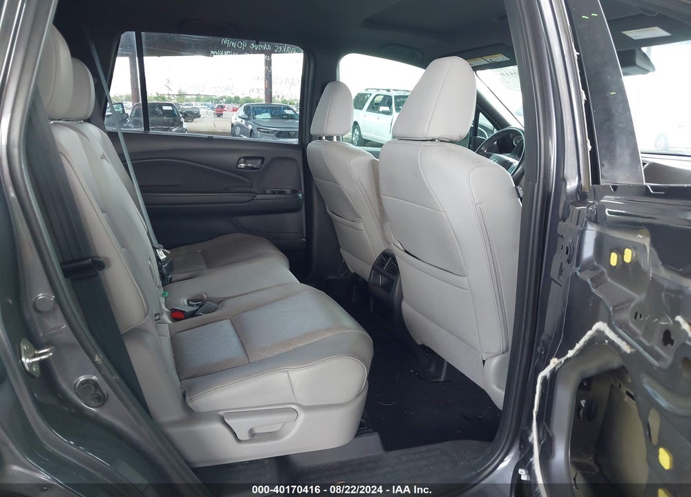 2019 HONDA PASSPORT EX-L VIN: 5FNYF7H56KB003337
