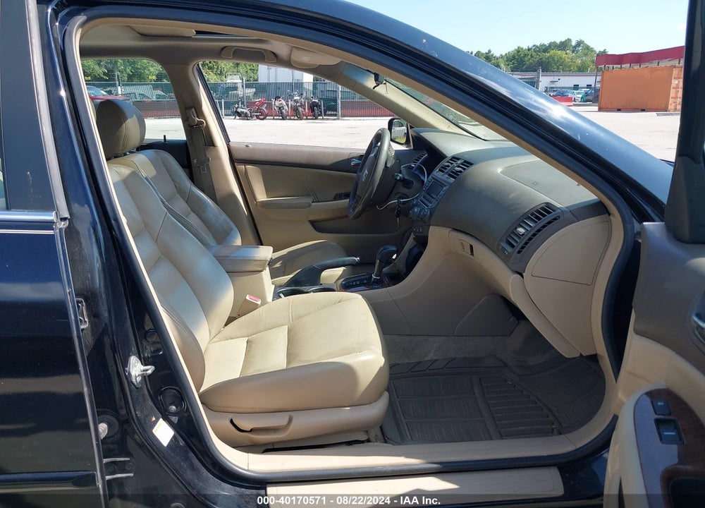 2007 HONDA ACCORD 2.4 EX VIN: 1HGCM56887A061579