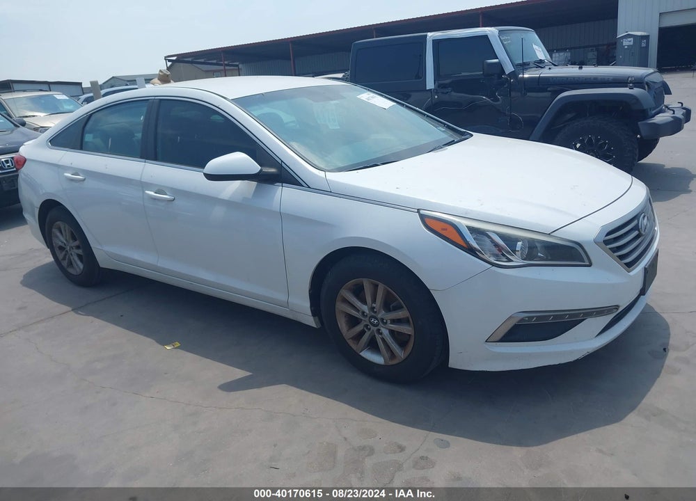 2015 HYUNDAI SONATA SE VIN: 5NPE24AF3FH003285