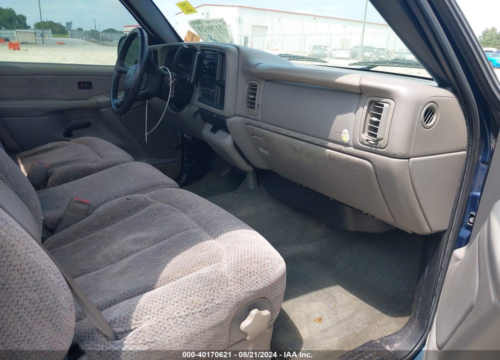 1999 CHEVROLET SILVERADO 1500 LS VIN: 1GCEC14V1XZ145563