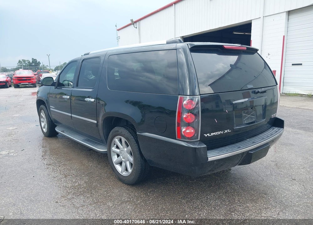 2014 GMC YUKON XL 1500 DENALI VIN: 1GKS1MEF9ER171606