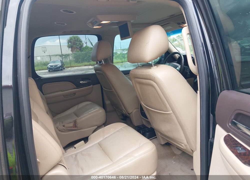 2014 GMC YUKON XL 1500 DENALI VIN: 1GKS1MEF9ER171606