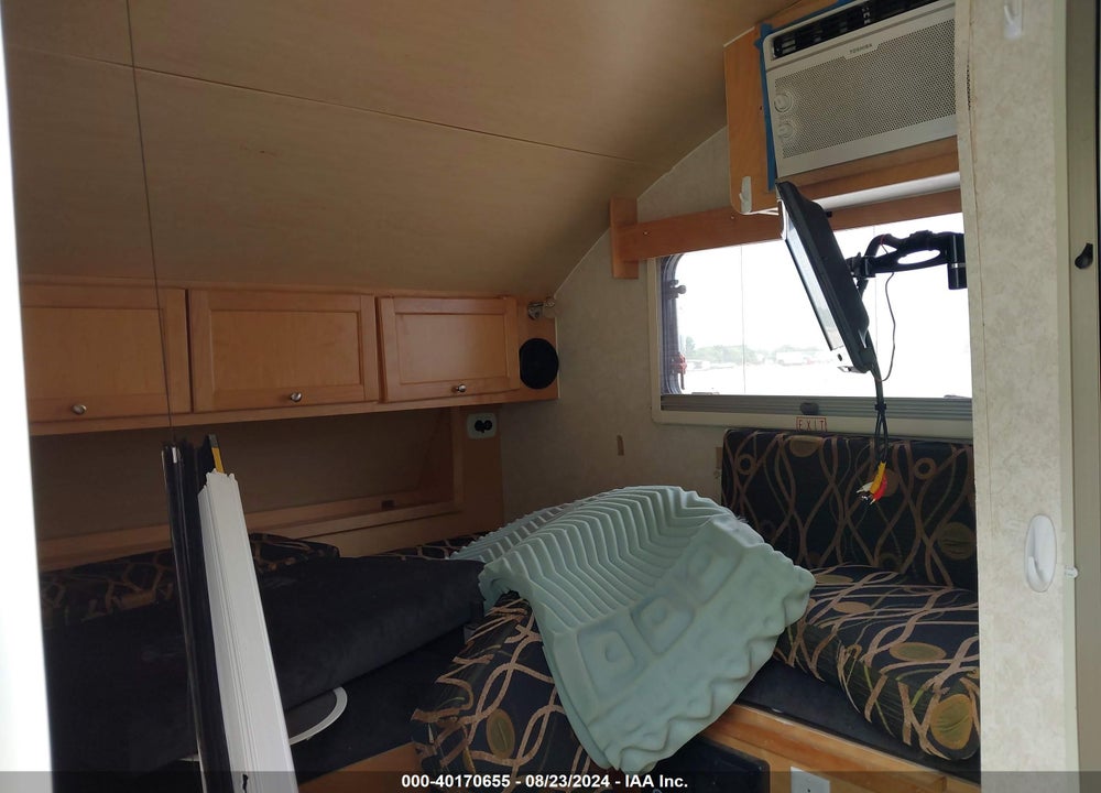 2017 NUCAMP TAB VIN: 57HTT15S7HS001671