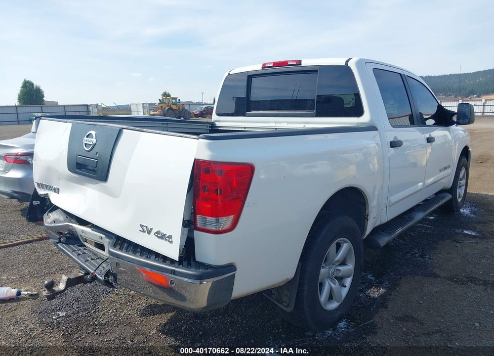 2011 NISSAN TITAN SL VIN: 1N6AA0ECXBN324466