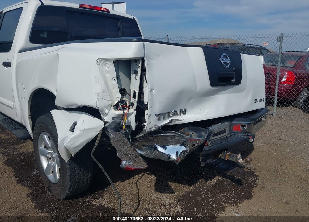 2011 NISSAN TITAN SL VIN: 1N6AA0ECXBN324466