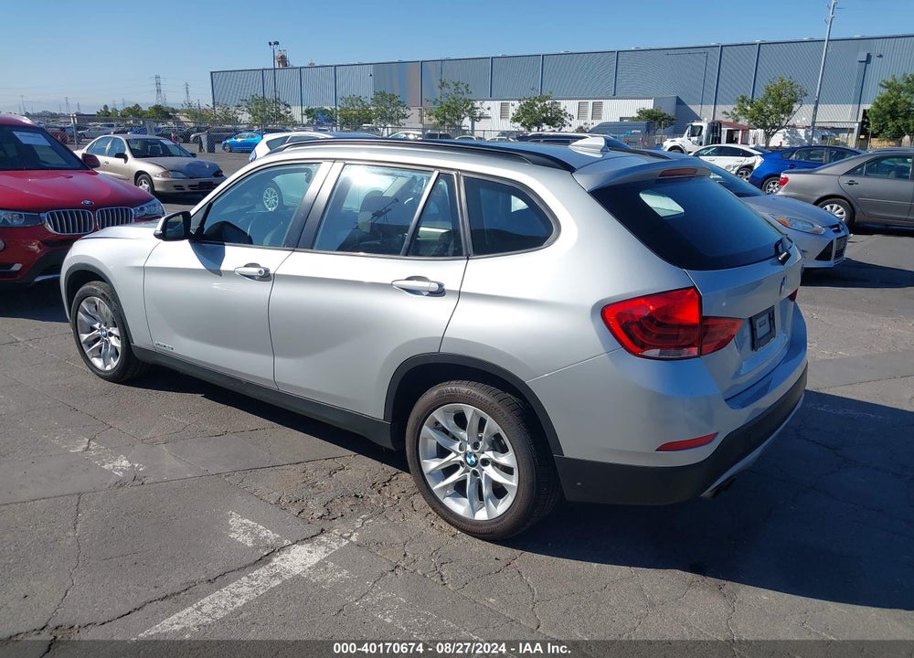 2015 BMW X1 XDRIVE28I VIN: WBAVL1C50FVY39469