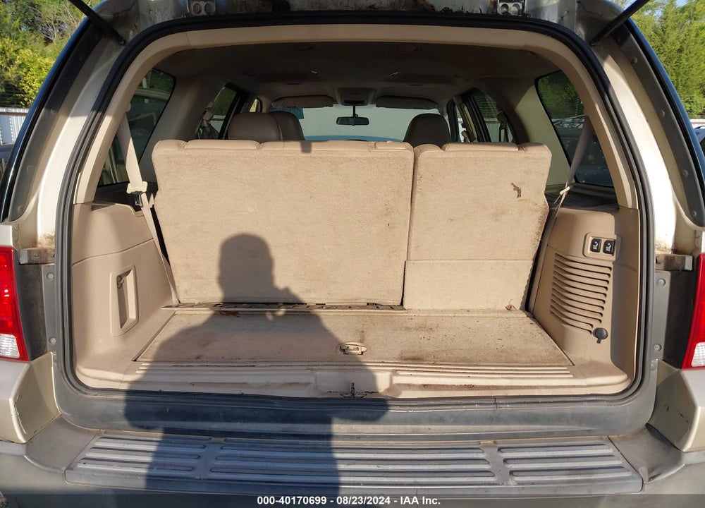 2005 FORD EXPEDITION XLT VIN: 1FMPU15575LA53728