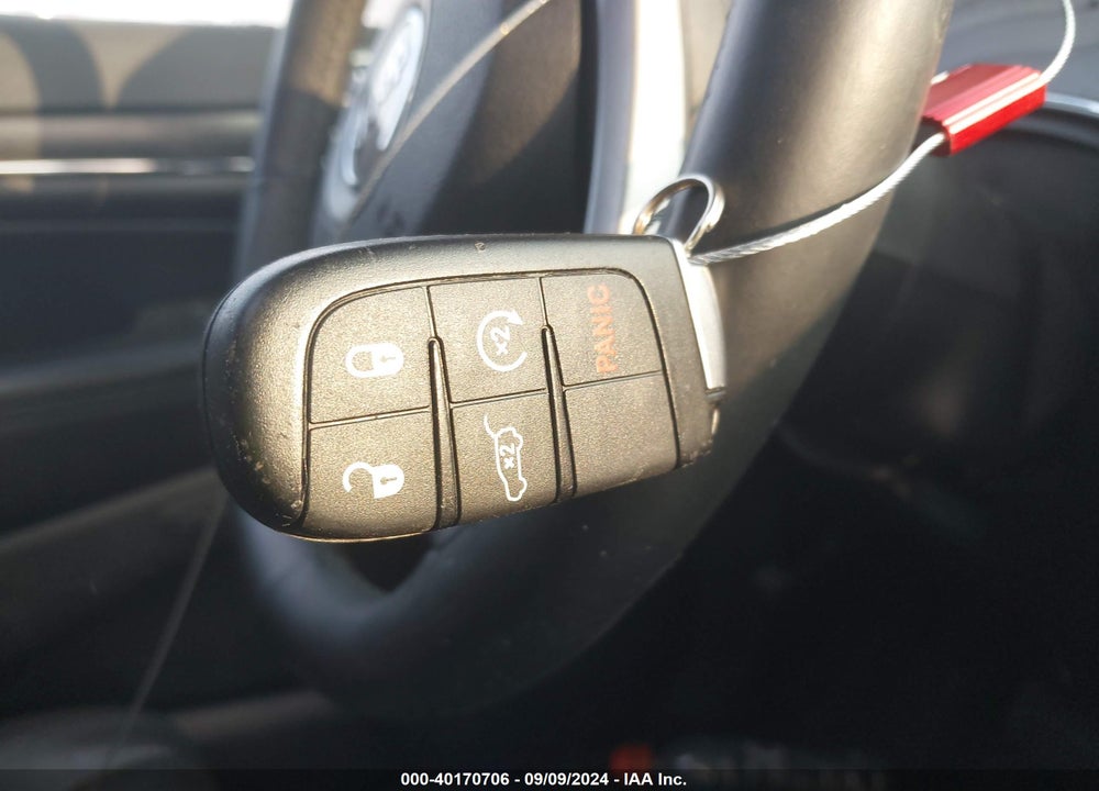 2018 CHEROKEE JEEP GRAND  LIMITED 4X4 VIN: 1C4RJFBG3JC379643