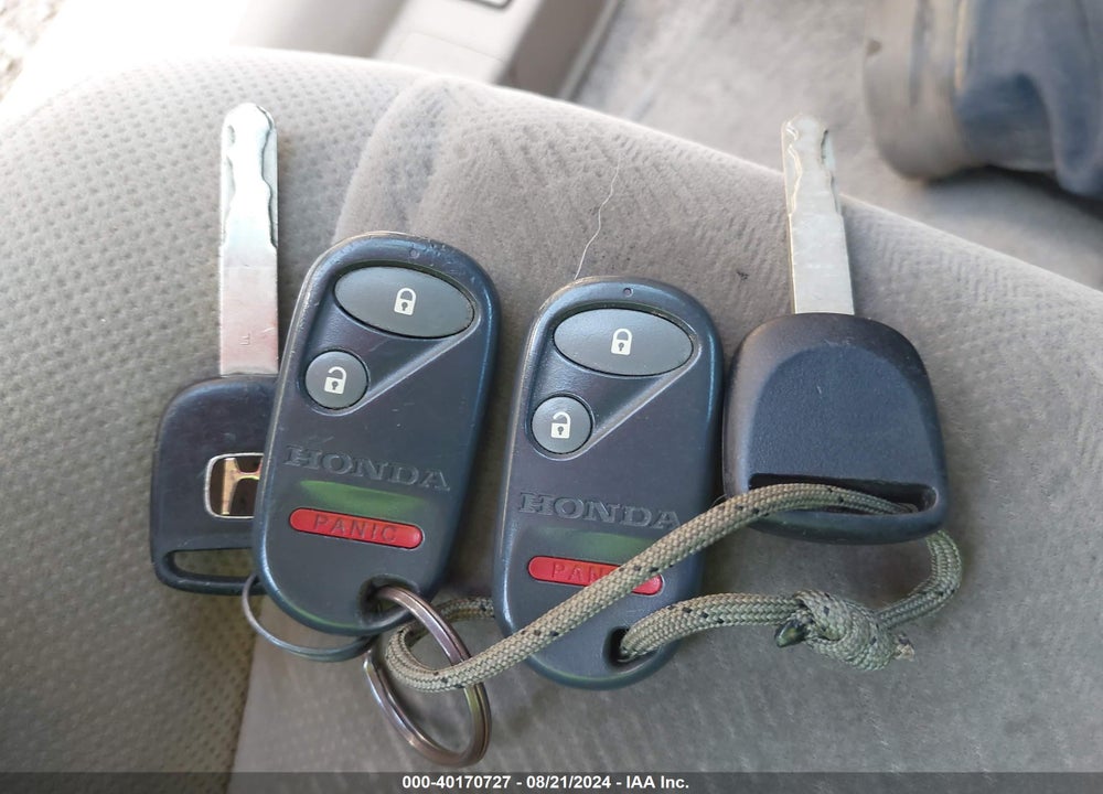 2005 HONDA CIVIC LX VIN: 1HGEM22585L063773
