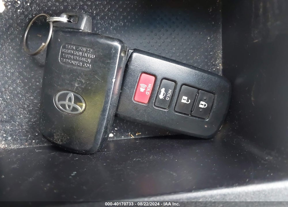 2014 TOYOTA CAMRY HYBRID LE VIN: 4T1BD1FK0EU141089