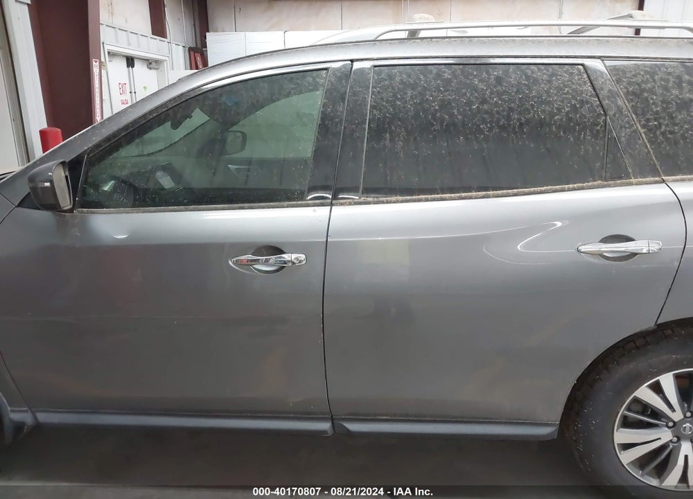 2018 NISSAN PATHFINDER S VIN: 5N1DR2MN8JC626612