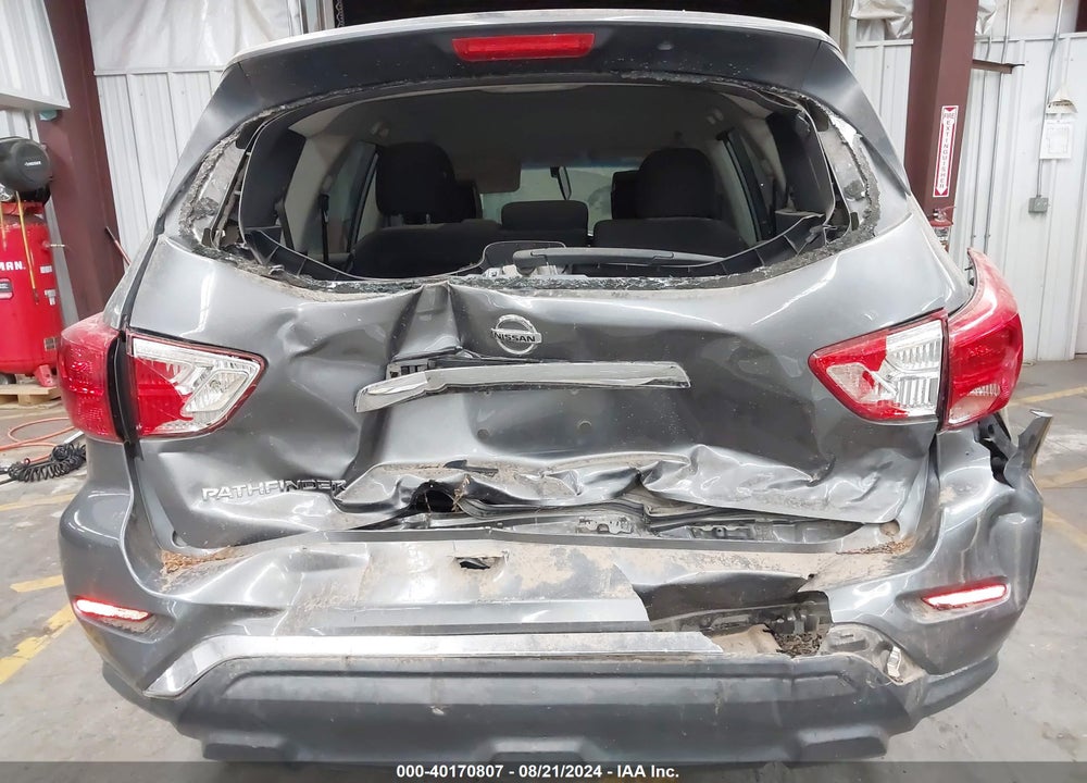 2018 NISSAN PATHFINDER S VIN: 5N1DR2MN8JC626612