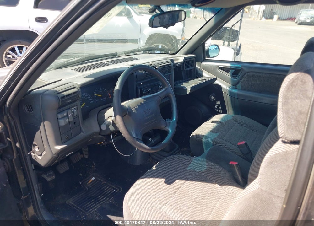 1997 CHEVROLET S-10 LS FLEETSIDE CMI VIN: 1GCCS1442V8154468