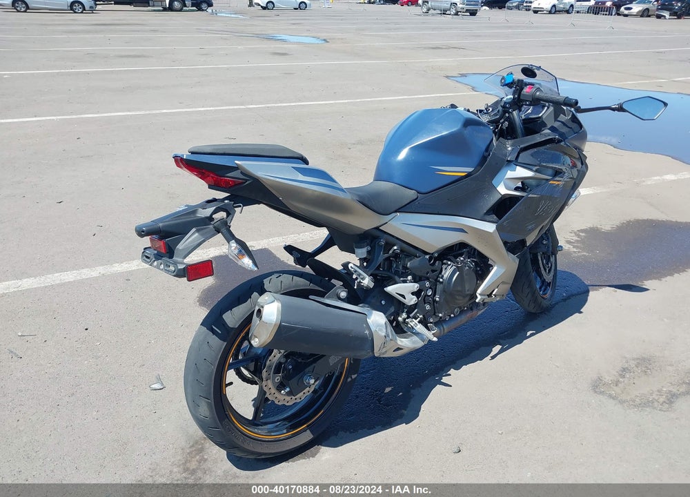 2023 KAWASAKI EX400 VIN: JKAEXKH18PDAR8558