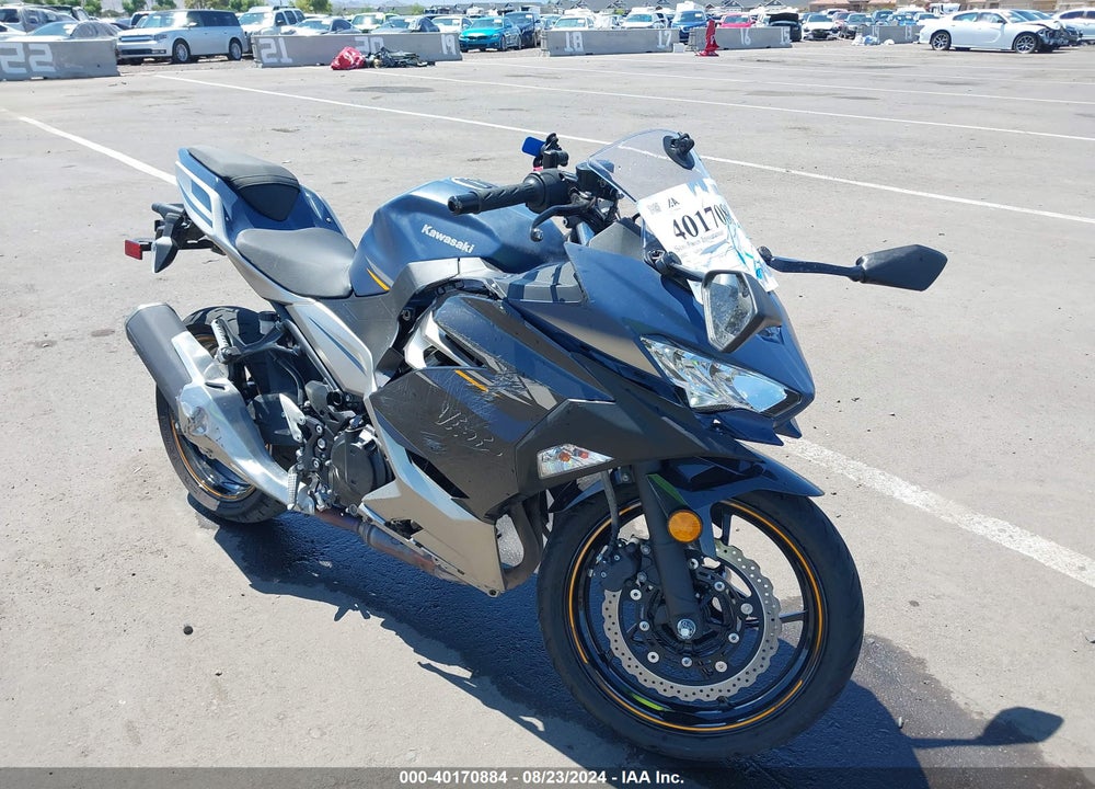 2023 KAWASAKI EX400 VIN: JKAEXKH18PDAR8558