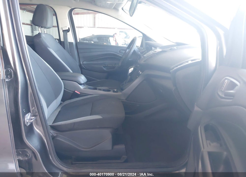 2015 FORD ESCAPE S VIN: 1FMCU0F75FUC43712
