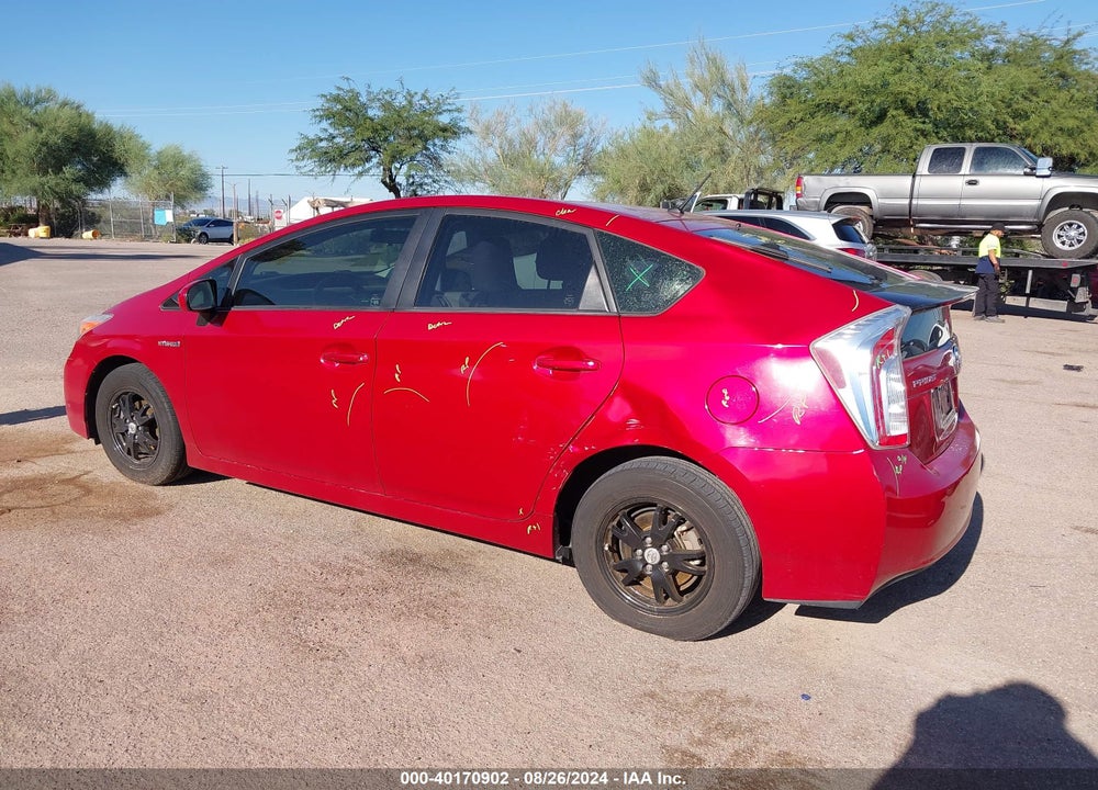 2013 TOYOTA PRIUS TWO VIN: JTDKN3DU8D1648680