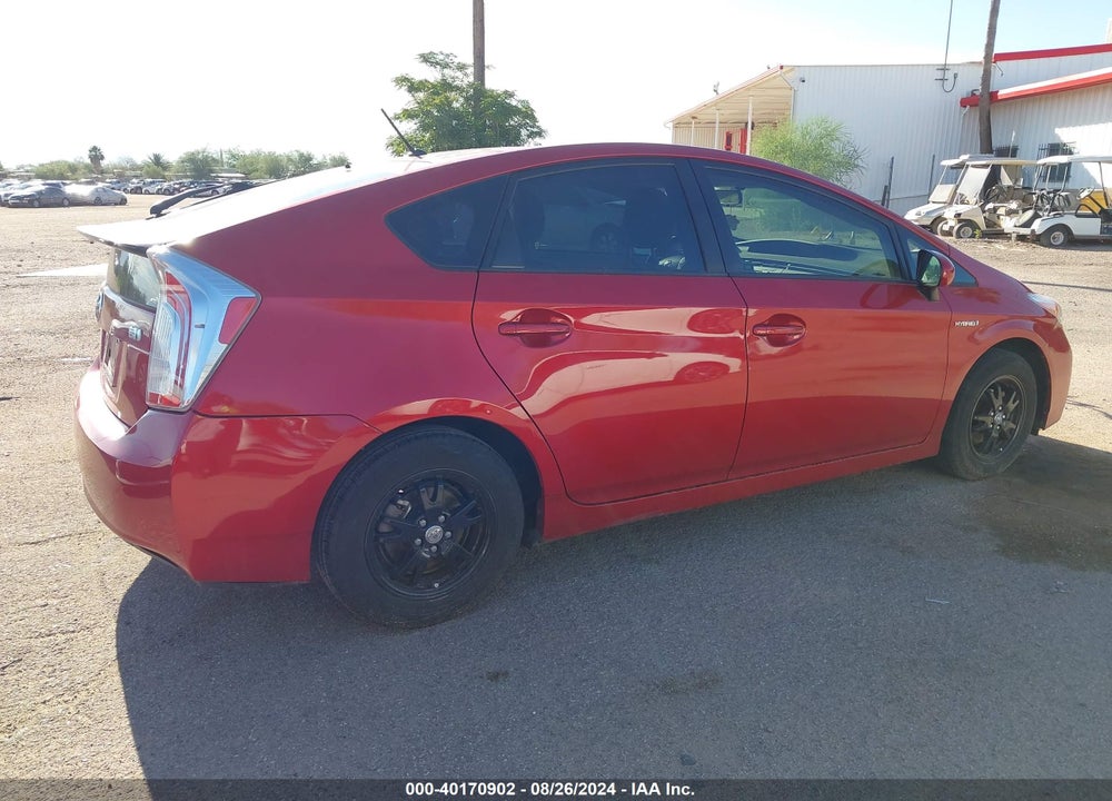 2013 TOYOTA PRIUS TWO VIN: JTDKN3DU8D1648680
