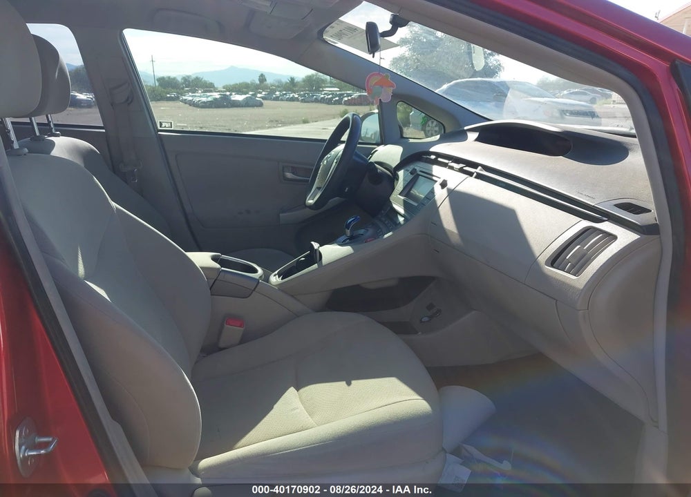 2013 TOYOTA PRIUS TWO VIN: JTDKN3DU8D1648680