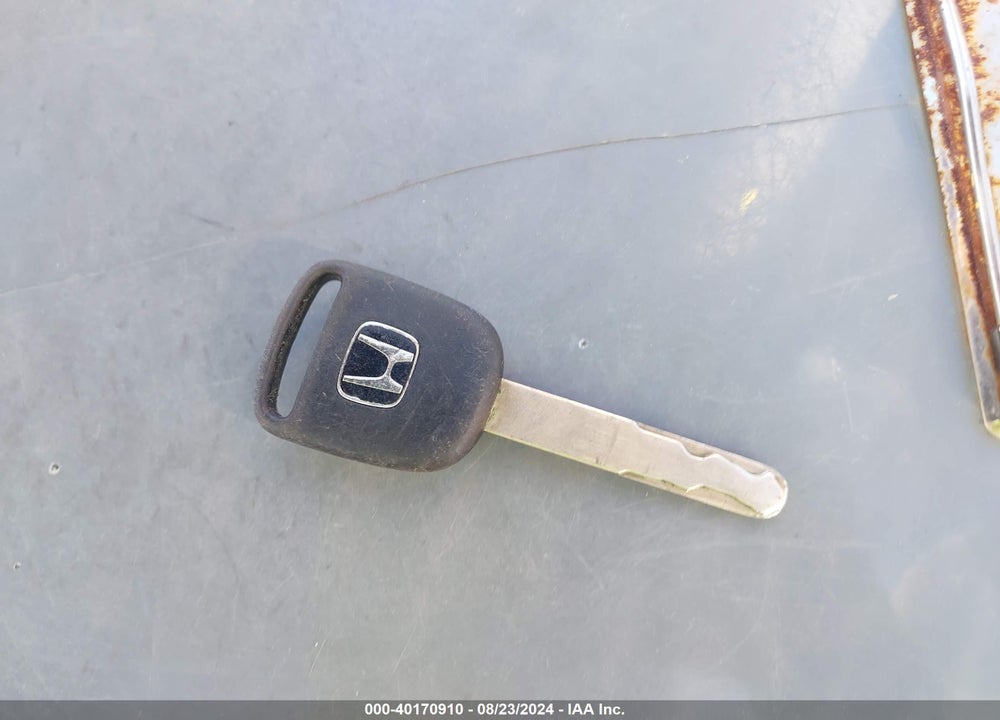 2005 HONDA CIVIC LX VIN: 2HGES166X5H605889