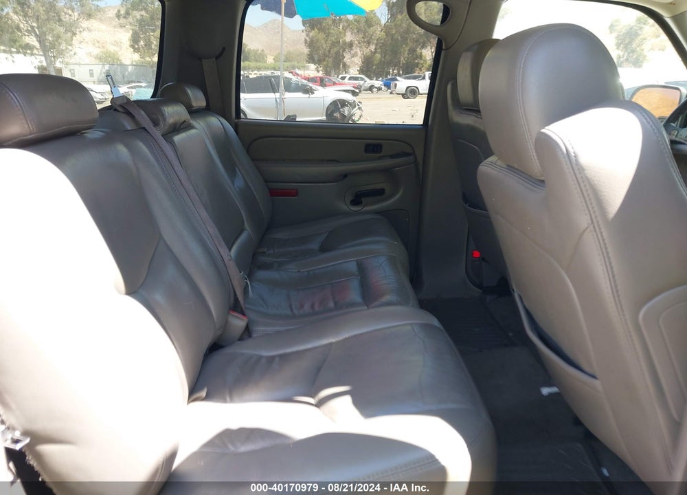 2005 CHEVROLET SUBURBAN 1500 LT VIN: 3GNEC16Z85G150179