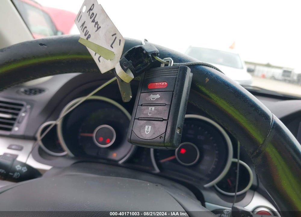 2011 ACURA TL 3.5 VIN: 19UUA8F58BA001637