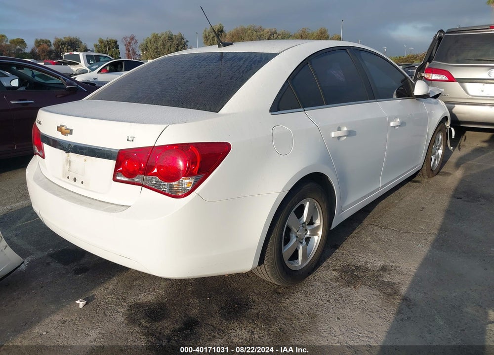 2014 CHEVROLET CRUZE 1LT AUTO VIN: 1G1PC5SB2E7320350