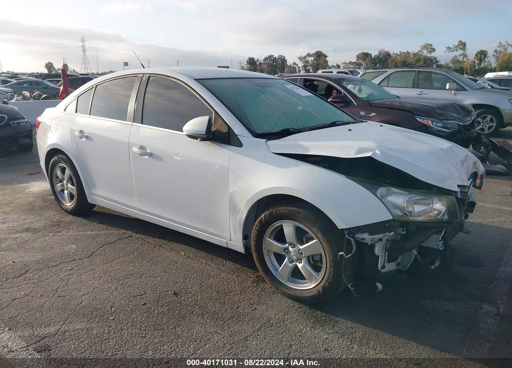 2014 CHEVROLET CRUZE 1LT AUTO VIN: 1G1PC5SB2E7320350