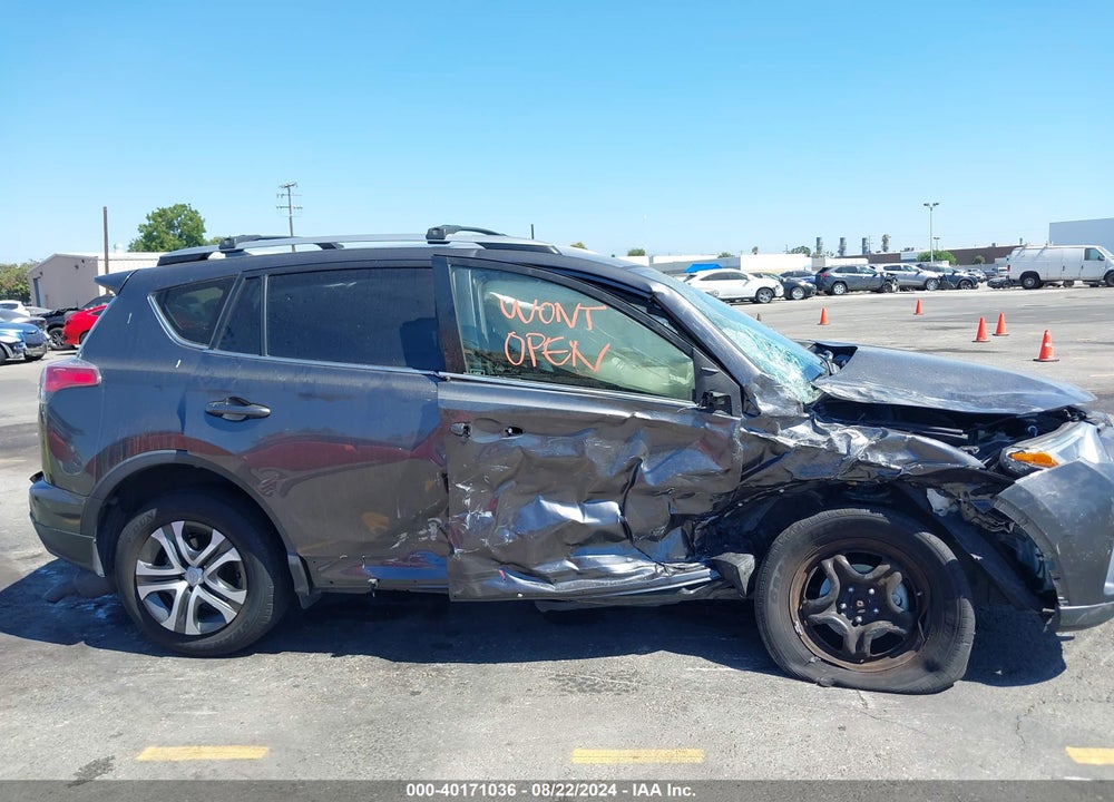 2018 TOYOTA RAV4 LE VIN: JTMZFREV1JJ202517