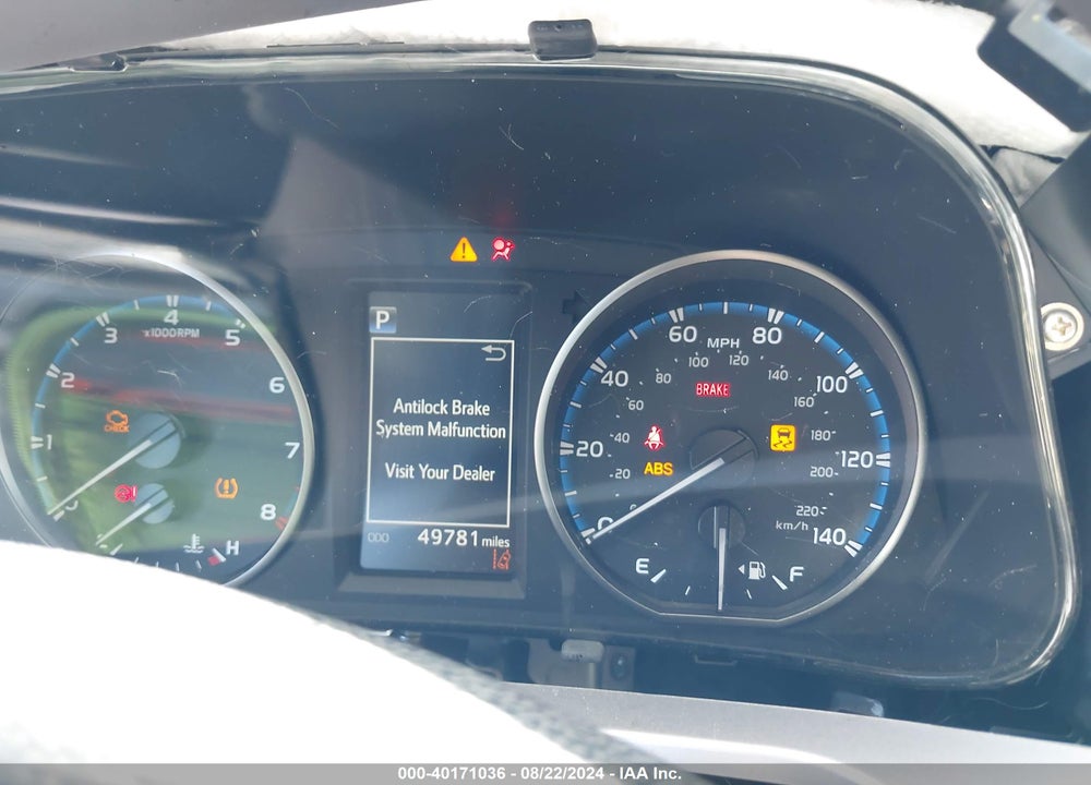 2018 TOYOTA RAV4 LE VIN: JTMZFREV1JJ202517