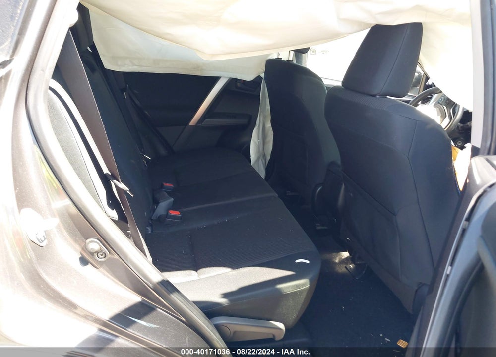 2018 TOYOTA RAV4 LE VIN: JTMZFREV1JJ202517