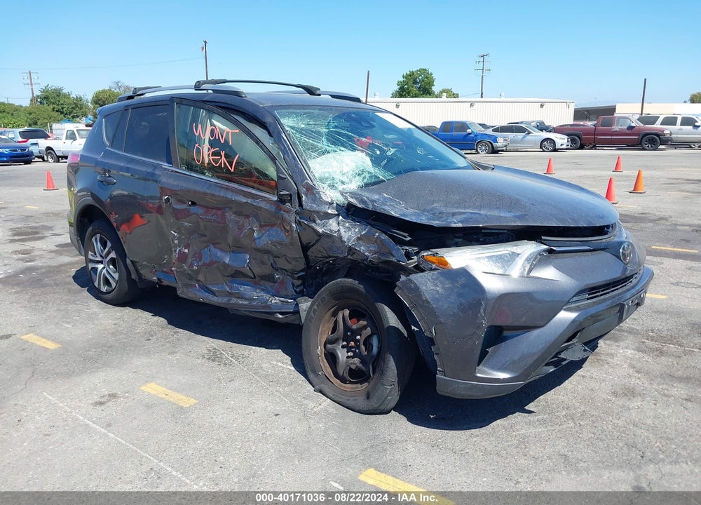 2018 TOYOTA RAV4 LE VIN: JTMZFREV1JJ202517