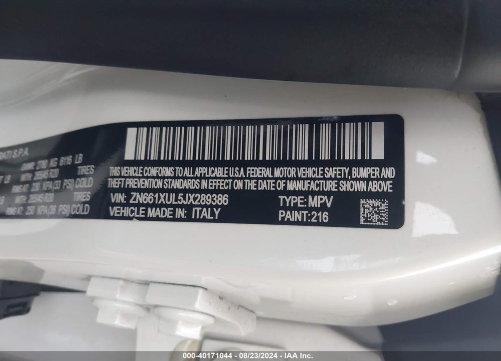 2018 MASERATI LEVANTE GRANLUSSO VIN: ZN661XUL5JX289386
