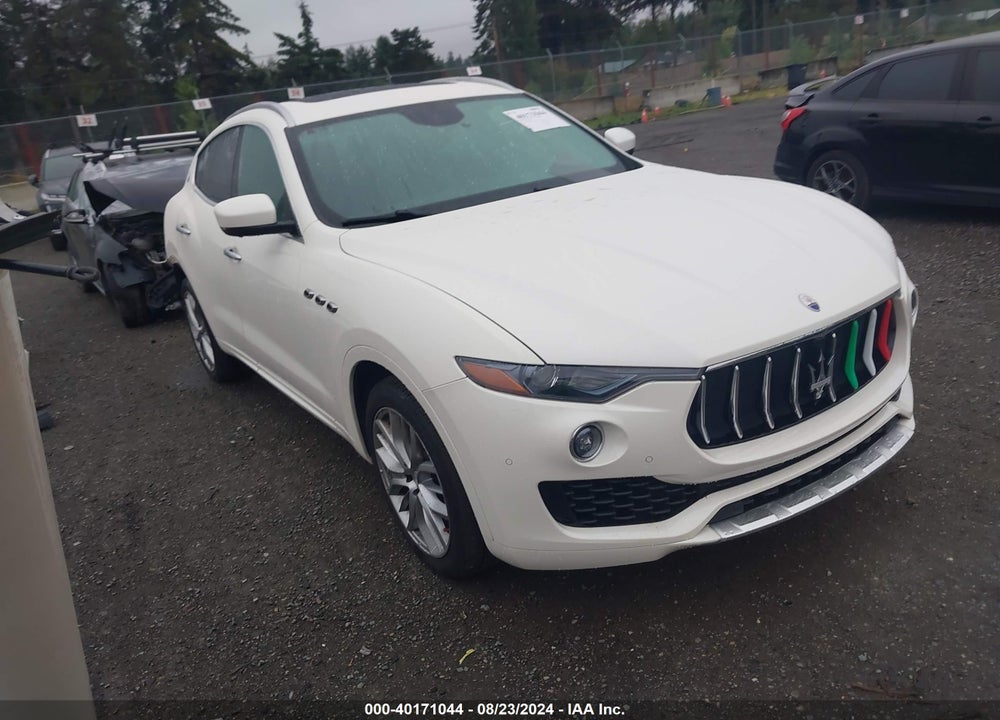 2018 MASERATI LEVANTE GRANLUSSO VIN: ZN661XUL5JX289386