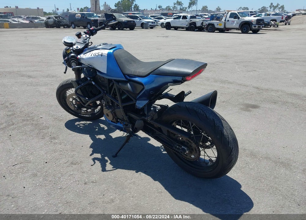 2020 HUSQVARNA VITPILEN 701 VIN: VBKUPV407LM773841