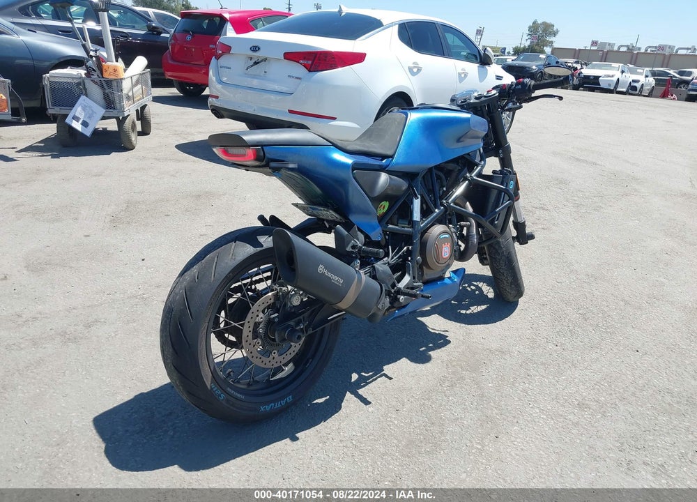2020 HUSQVARNA VITPILEN 701 VIN: VBKUPV407LM773841
