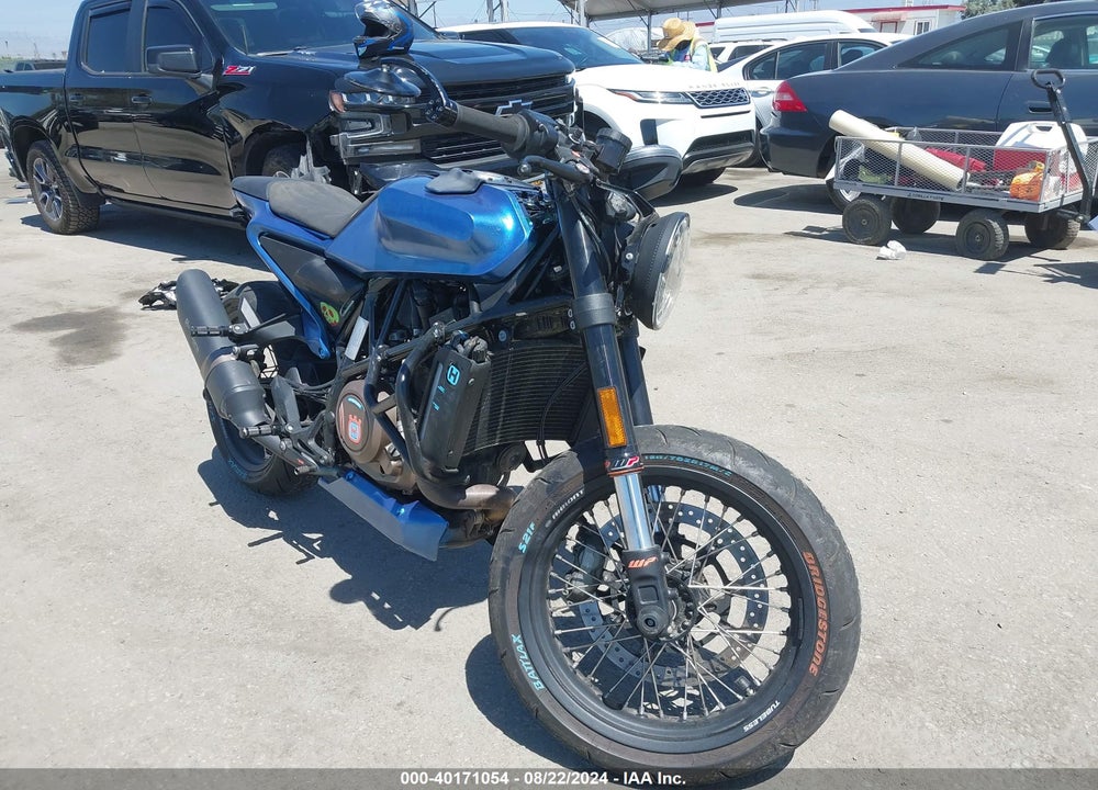 2020 HUSQVARNA VITPILEN 701 VIN: VBKUPV407LM773841