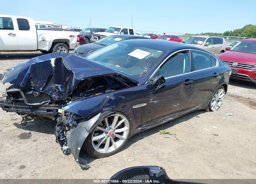 2015 JAGUAR XF 3.0 PORTFOLIO/3.0 SPORT VIN: SAJWJ0FF4F8U67744