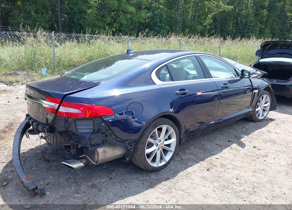 2015 JAGUAR XF 3.0 PORTFOLIO/3.0 SPORT VIN: SAJWJ0FF4F8U67744